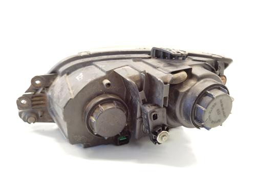 Right headlight KIA SORENTO I (JC) 2.5 CRDi | BP26277435C29 