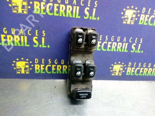 Used Left front window switch HYUNDAI ACCENT I (X-3) [1994-2002]  8447164