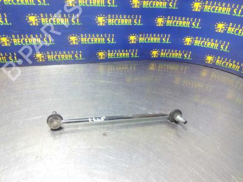 Used Right front suspension arm RENAULT SCÉNIC II (JM0/1_) 1.5 dCi (JM0F) (82 hp) 14025803