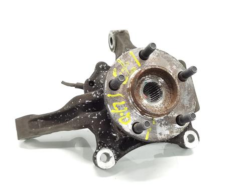 Used Left front steering knuckle CHRYSLER VOYAGER IV (RG, RS) 2.5 CRD (141 hp) 17608158