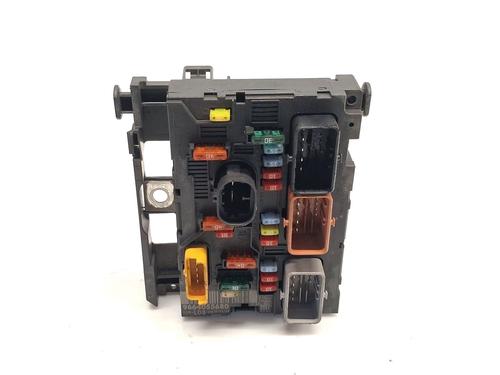 Used Fuse box CITROËN C4 Picasso I MPV (UD_) 2.0 HDi 138 (136 hp) 28541416