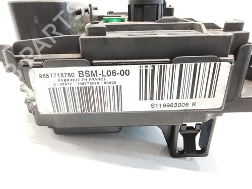 Fuse box CITROËN C8 (EA_, EB_) 2.2 HDi | BP29568470E1 