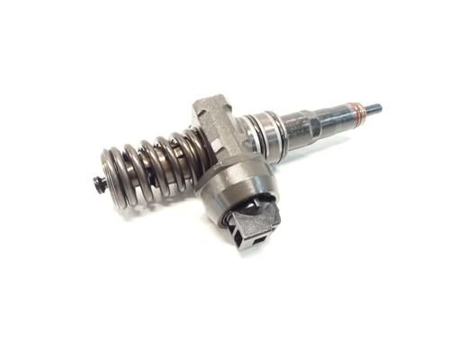 Injecteur VW GOLF V Variant (1K5) 1.9 TDI (105 hp) 26605949