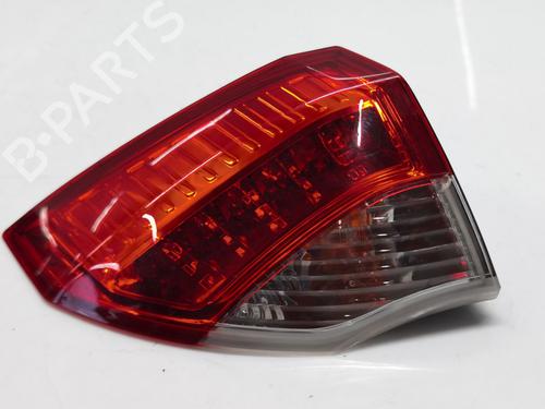 Feu arrière gauche RENAULT LAGUNA III (BT0/1) 1.5 dCi (BT00, BT0A, BT0T, BT1J) (110 hp) 31189872