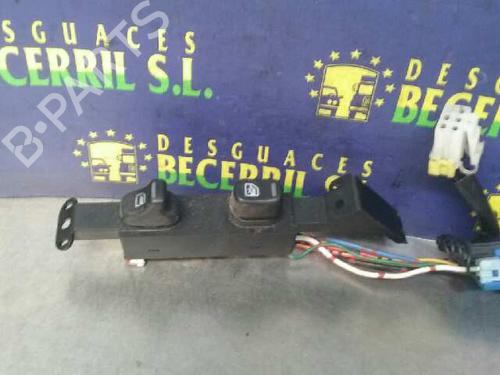 Used Left front window switch NISSAN PRIMERA Hatchback (P10) 1.6 (102 hp) 8435260
