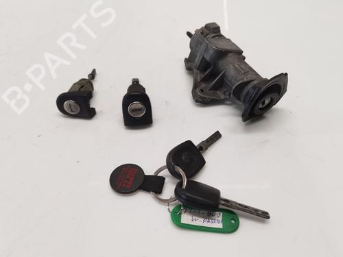 Used Electronic module Electronic module VW BORA I (1J2) 1.9 TDI (101 hp) 33303366 33303366