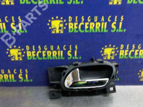Used Rear left interior door handle Rear left interior door handle PEUGEOT 407 (6D_) 2.0 HDi 135 (6DRHRH, 6DRHRE, 6DRHRG, 6DRHRJ) (136 hp) 8448010 8448010
