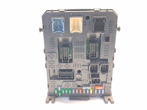 Sikringsdose PEUGEOT 3008 I MPV (0U_) 2.0 HDi (163 hp) 29869819