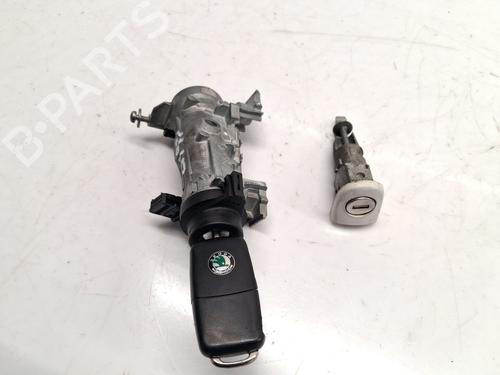 Used Electronic module Electronic module SKODA OCTAVIA II (1Z3) 1.9 TDI (105 hp) 32108938 32108938