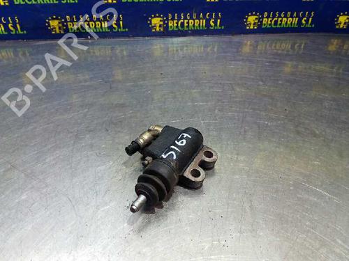 Used Clutch slave cylinder NISSAN PRIMERA (P12) 2.2 Di (126 hp) 14017984