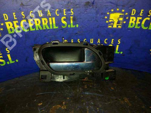 Used Front right interior door handle Front right interior door handle CITROËN C4 I (LC_) 1.6 HDi (109 hp) 8425258 8425258