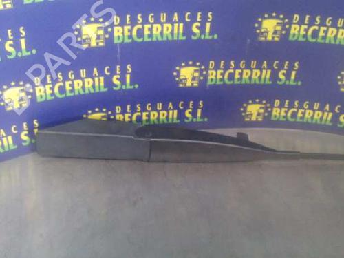 Used Front windshield wiper arm MERCEDES-BENZ E-CLASS (W210) [1995-2003]  8430002
