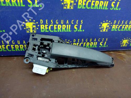 Used Front left exterior door handle OPEL CORSA D (S07) [2006-2015]  8459724