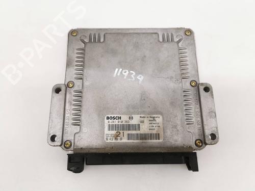 Used Engine control unit (ECU) PEUGEOT 406 (8B) 2.0 HDI 110 (109 hp) 8473049