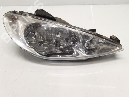 Used Right headlight Right headlight PEUGEOT 206 Hatchback (2A/C) 1.4 i (75 hp) 33321510 33321510