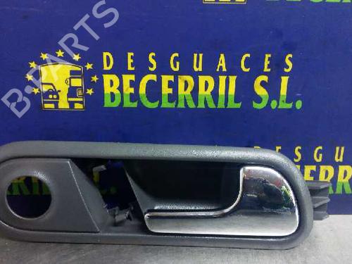 Maneta interior delantera derecha SEAT IBIZA III (6L1) 1.4 TDI (70 hp) 6L0837114