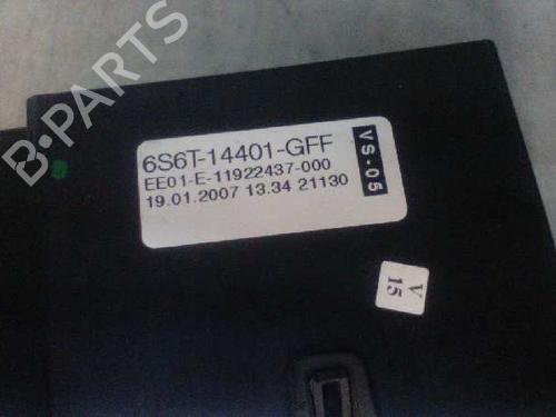 Fuse box FORD FIESTA V (JH_, JD_) 1.4 TDCi | BP8431091E1 