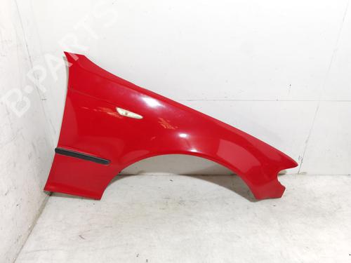 Guarda-lamas direito Guarda-lamas direito BMW 3 Touring (E46) 320 d (150 hp) 35962280 35962280