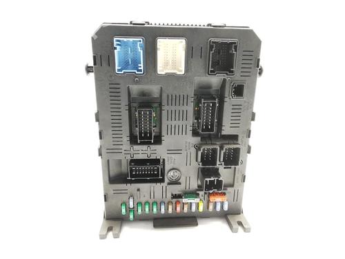 Used Fuse box Fuse box PEUGEOT 407 (6D_) 1.6 HDi 110 (6D9HZC, 6D9HYC) (109 hp) 33398936 33398936