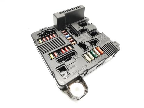 Used Fuse box RENAULT MEGANE II (BM0/1_, CM0/1_) 1.5 dCi (BM1E, CM1E) (106 hp) 33164641