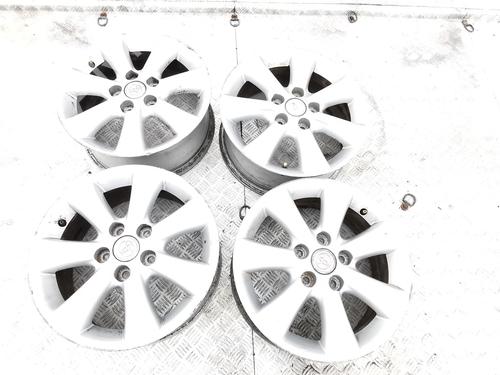 Felg TOYOTA COROLLA Verso (ZER_, ZZE12_, R1_) 2.2 D-4D (AUR10_, AUR10R) (136 hp) 27898146