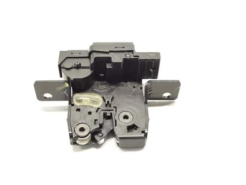 Used Tailgate lock RENAULT CLIO III (BR0/1, CR0/1) 1.5 dCi (BR17, CR17) (86 hp) 24239197