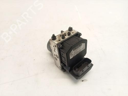 Used ABS pump TOYOTA COROLLA (_E12_) 2.0 D-4D (CDE120R, CDE120L_) (110 hp) 24170665