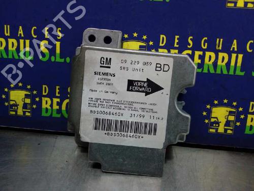 Used ECU airbags OPEL VECTRA B (J96) 2.0 DTI 16V (F19) (101 hp) 8439706
