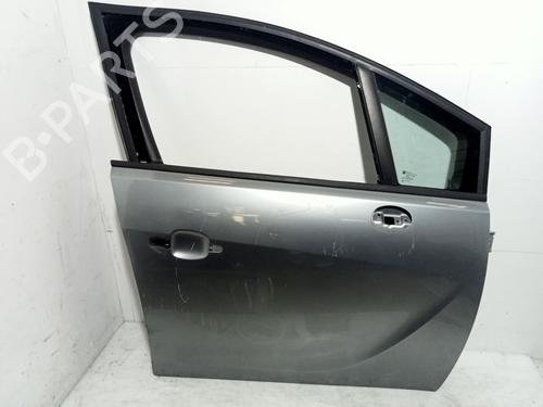 Used Right front door OPEL MERIVA B MPV (S10) 1.7 CDTI (75) (110 hp) 25495478