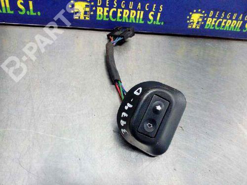 Used Right front window switch Right front window switch RENAULT CLIO II (BB_, CB_) 1.2 LPG (58 hp) 8438757 8438757