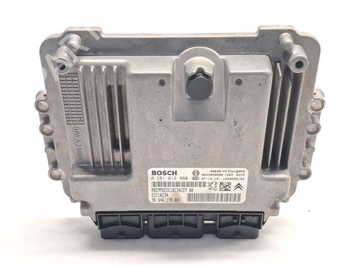 Calculateur moteur (ecu) CITROËN C4 Grand Picasso I (UA_) 1.6 HDi (109 hp) 29736303