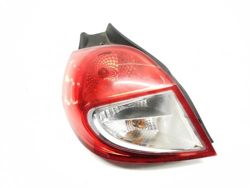 left-taillight-renault-clio-iii-br01-cr01-2005-2006-2007-2008-2009-2010-2011-2012-2013-2014-35919495 main image