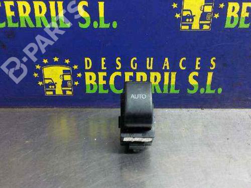 Used Right front window switch Right front window switch TOYOTA COROLLA Saloon (_E12_) 2.0 D-4D (CDE120_, CDE120R) (116 hp) 8441967 8441967