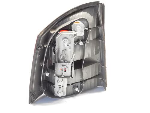 Right taillight OPEL VECTRA C (Z02) 2.0 DTI 16V (F69) | BP28480264C35