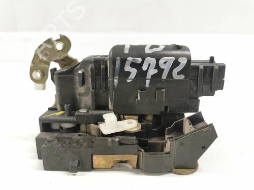 Used Rear right lock RENAULT MASTER II Van (FD) 2.8 dTI (114 hp) 12328212