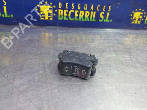 Interrupteur de vitre avant droite MERCEDES-BENZ C-CLASS (W202) C 250 D (202.125) (113 hp) 8432006