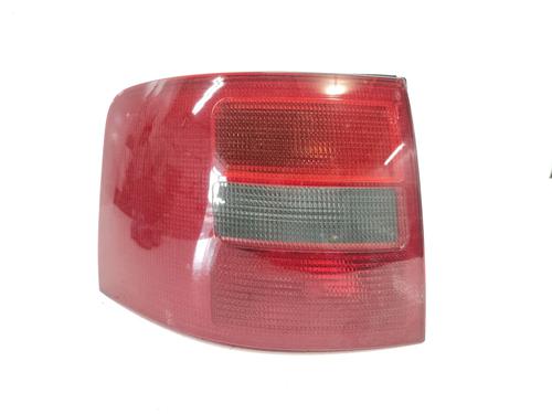 Left taillight AUDI A6 C5 Avant (4B5) 2.5 TDI (150 hp) 9822085