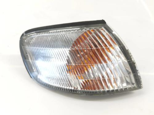 Used Right front indicator NISSAN ALMERA I (N15) 2.0 D (75 hp) 15081159
