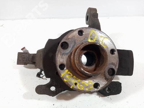 Used Left front steering knuckle Left front steering knuckle OPEL ASTRA H (A04) 1.6 (L48) (105 hp) 9057251 9057251