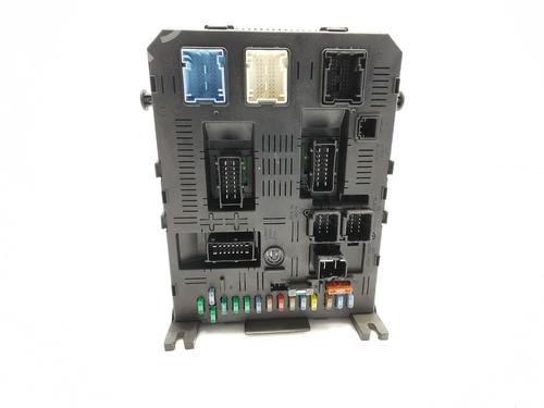 Used Fuse box Fuse box PEUGEOT 407 (6D_) 2.0 HDi 135 (6DRHRH, 6DRHRE, 6DRHRG, 6DRHRJ) (136 hp) 33854704 33854704