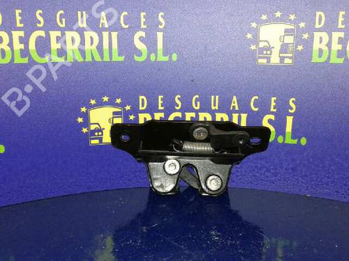 Used Tailgate lock PEUGEOT 206 Hatchback (2A/C) 1.9 D (69 hp) 8425570