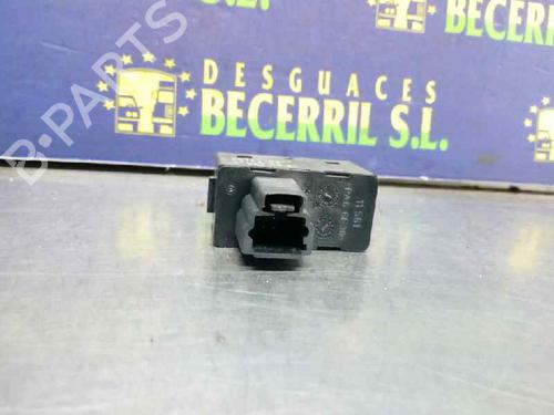 Right rear window switch PEUGEOT 307 Break (3E) 1.6 HDi 110 | BP8443532I28 