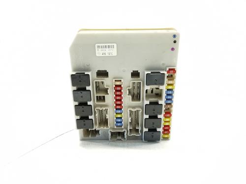 Used Fuse box RENAULT CLIO III (BR0/1, CR0/1) 1.6 16V (BR05, BR0B, BR0Y, BR15, BR1J, BR1M, BR1Y, CR0B,... (112 hp) 30078270