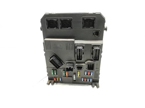 Used Fuse box CITROËN XSARA PICASSO (N68) 2.0 HDi (90 hp) 29834932