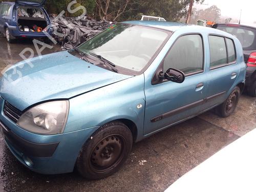 Brugte RENAULT CLIO II (BB_, CB_) 1.5 dCi (B/CB08) (82 hp) 4367494