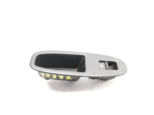 Used Right front window switch Right front window switch ALFA ROMEO 159 (939_) 1.9 JTDM 16V (939AXF1B, 939AXC1B) (136 hp) 35906004 35906004