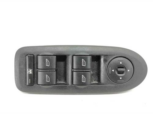 Used Left front window switch Left front window switch FORD C-MAX (DM2) 2.0 TDCi (136 hp) 8486618 8486618