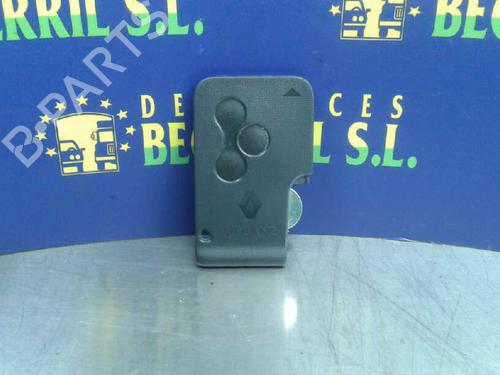 Used Electronic module RENAULT MEGANE II Estate Van (KM_) 1.5 dCi (KM1E) (106 hp) 14017589