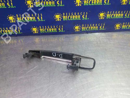 Used Front left exterior door handle MERCEDES-BENZ C-CLASS (W202) [1993-2000]  8432011