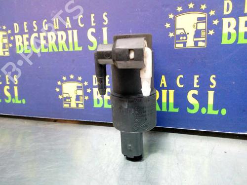 Washer pump RENAULT LAGUNA II Grandtour (KG0/1_) 3.0 V6 24V (KG0D, KG01) BP14017346E24